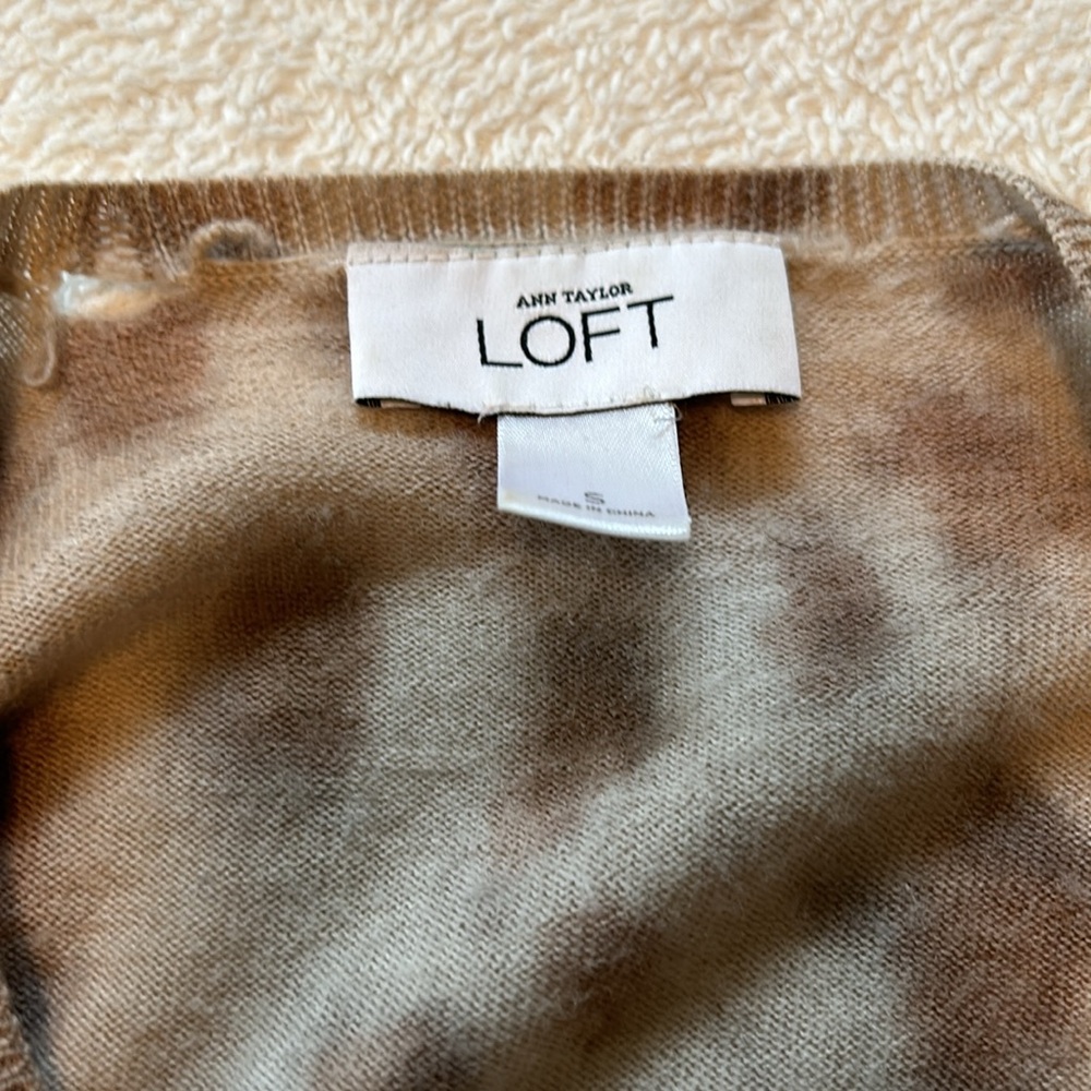 Ann Taylor Women’s Small Cardigan button down sweater leopard style Merino Wool - Picture 2 of 2